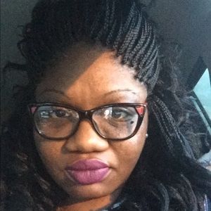 Meet your Posher, Cindy